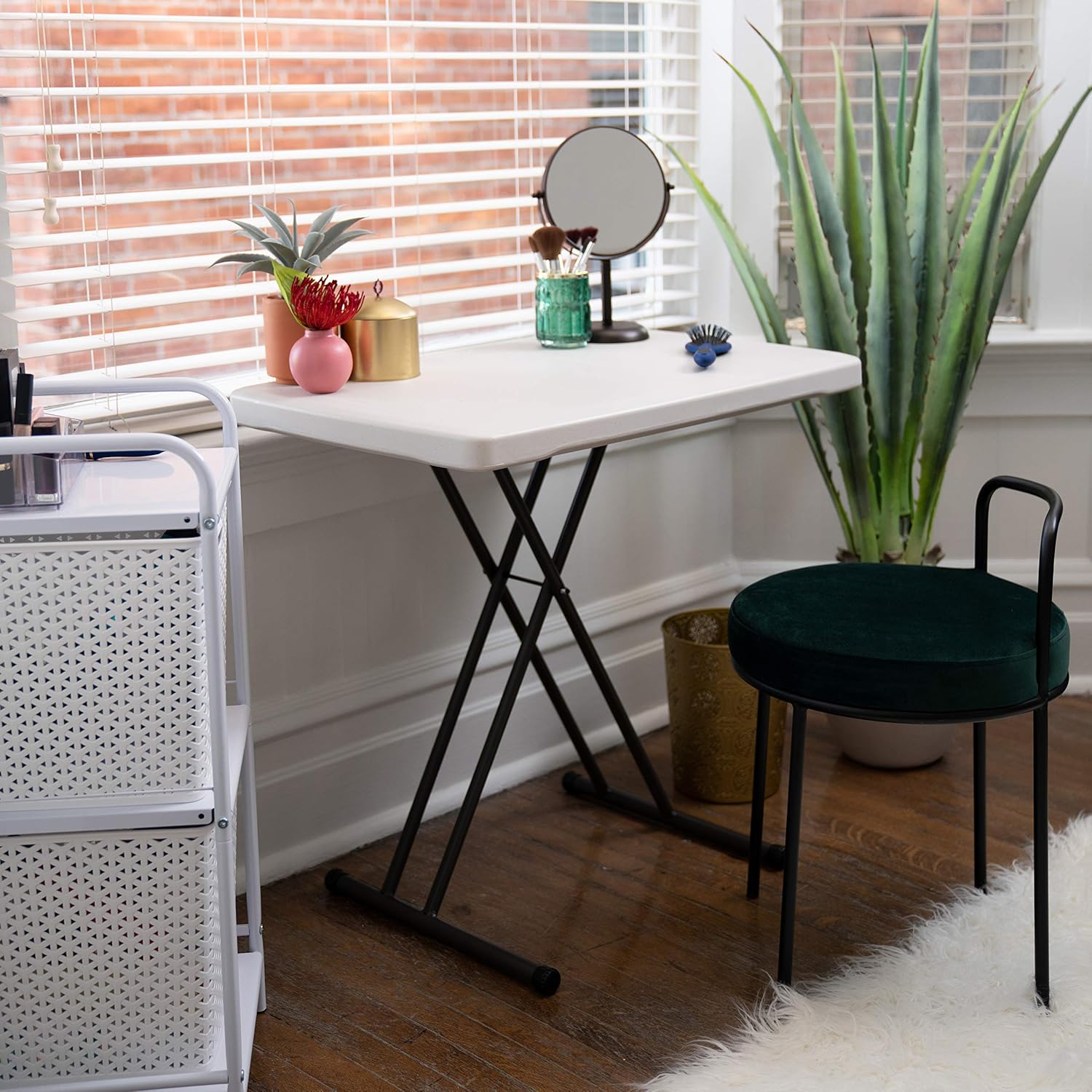 Adjustable Folding Laptop Tabl - огляд і ціна Adjustable Laptop Table
